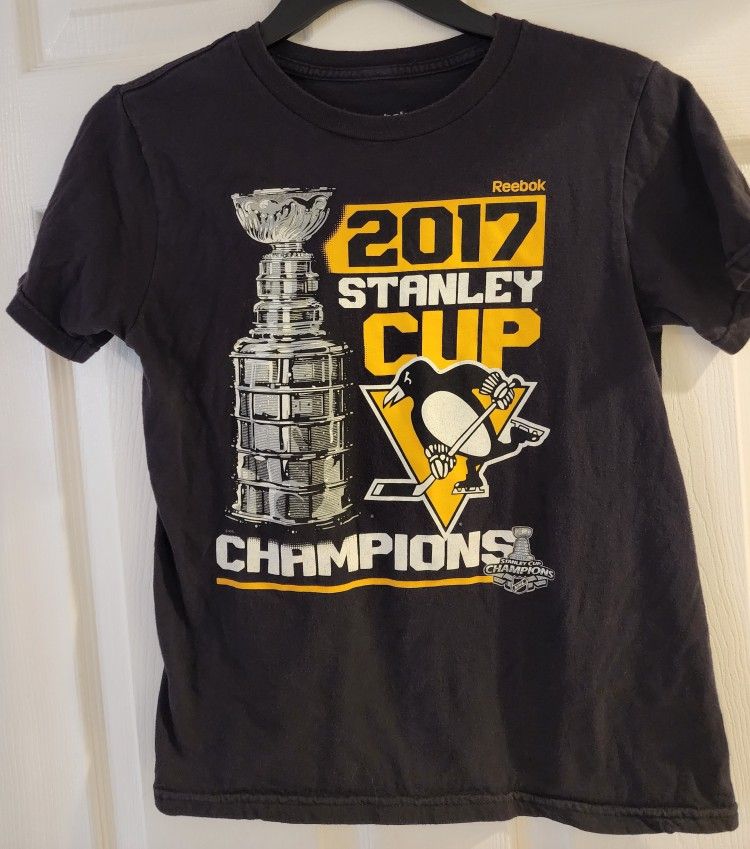 Reebok Pens Shirt Size M 10-12