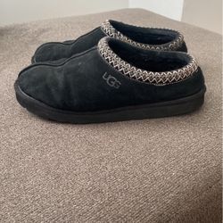 Black Uggs