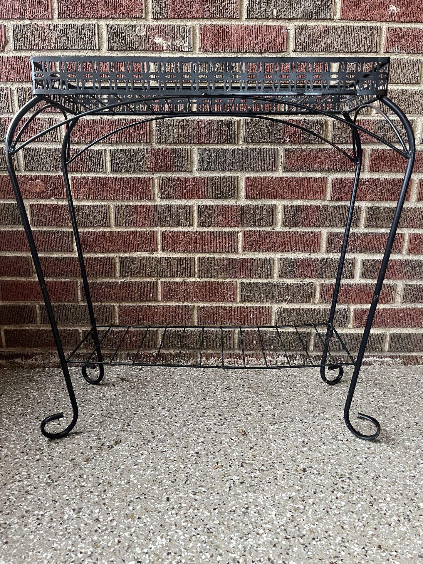 Plant Stand for multiple plants