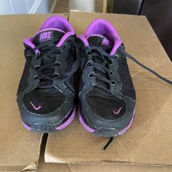 Nike Womens Sneakers