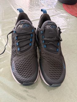 NIKE 27c.  Size 9.5.   60.00. Barely worn