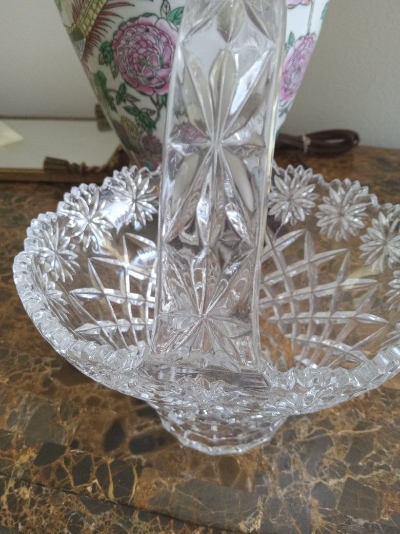 Crystal Basket 10 In Tall