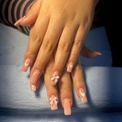 Nails/Press Ons