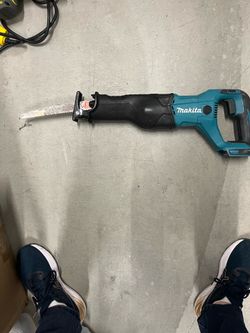 Makita sawsall