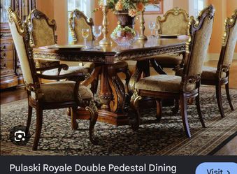 Dining room sets Pulaski Royale