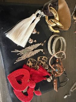 Aretes