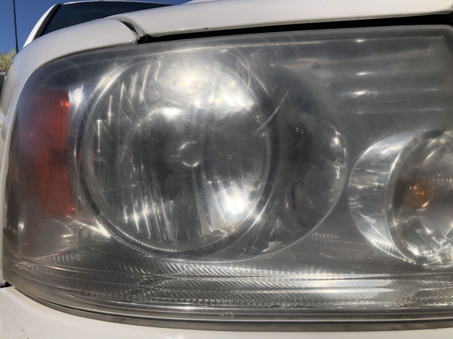 Windshield, Doors Glass, Rear Glass and Mirrors Replacement. Buffing Headlights