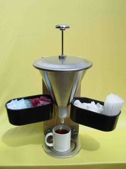 Magicpinch sugar dispenser, approved by NSF.