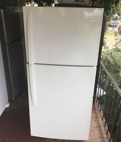 Whirlpool refrigerator/ 90 day warranty/ great for rental property or garage/ all around