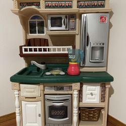 Step 2 Play Kitchen