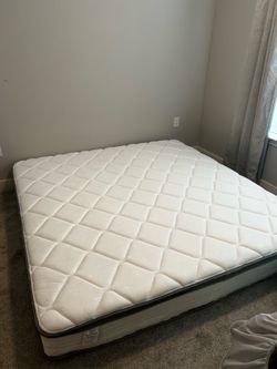 King mattress - 12” hybrid pillow top