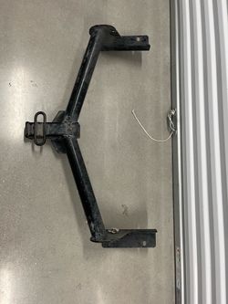 Trailer Hitch for a 2015 Toyota Rav4 w/harness