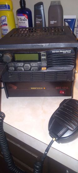 Vertex Standard VXD-7200 2-Way radio