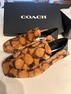 Brand New Coach Runway Signature Shearling Slippers / Loafers - Size 10.5