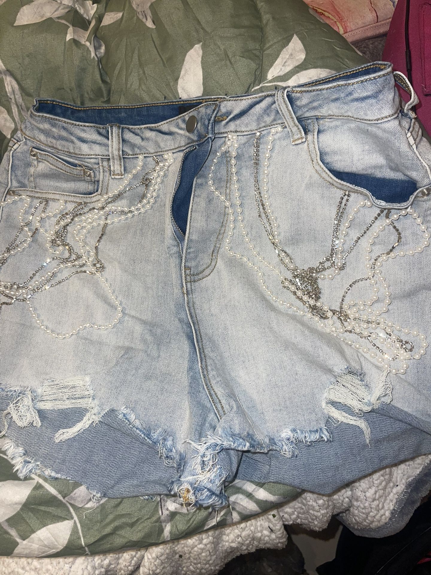 Pearls and Diamond Shorts