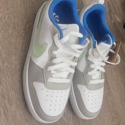 Nikes 6.5 