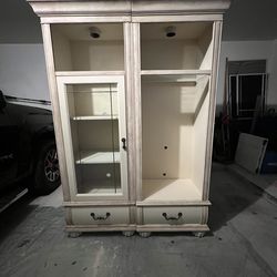 Reconditioned vintage bookshelves