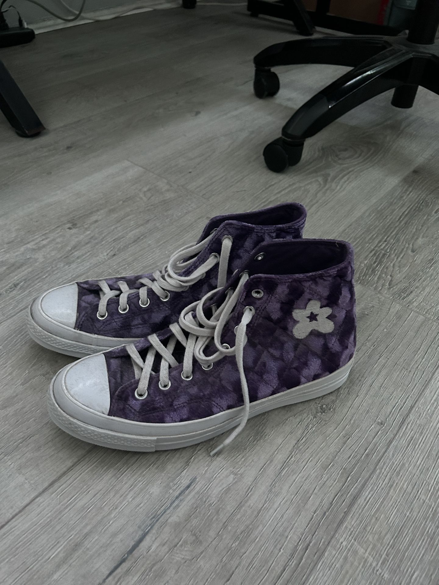 Converse Size 10