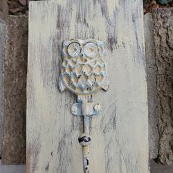 Chalk Painted Wall Decor