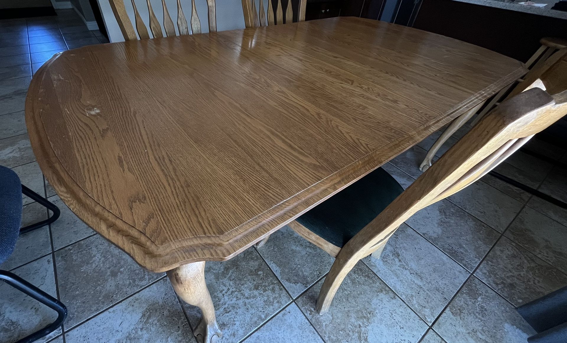 Dining Room Table 