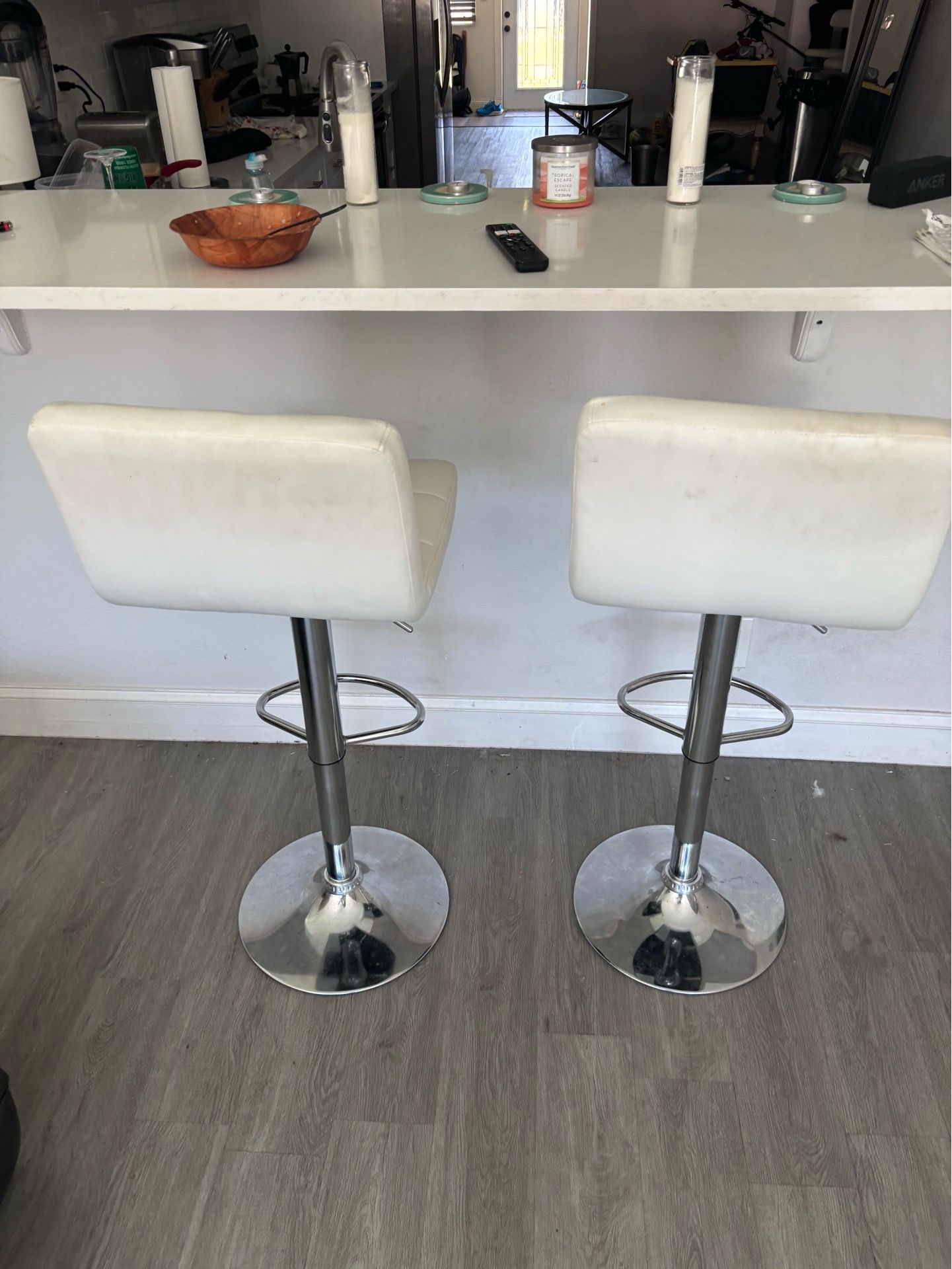 2 bar chairs $10 total