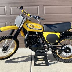 1976 Yamaha YZ250-C