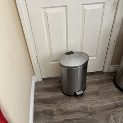 Small Foot Pedal Bathroom Or Bedroom Trash Can