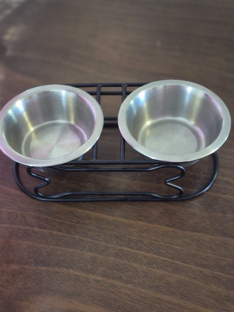 Elevated Dog Bowls 