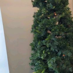 Nice Christmas Tree 7 Ft