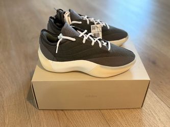 Adidas Fear of God Athletics Basketball III Cinder Men Size 11 Brand New