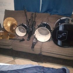 First Act Drum Set 