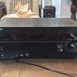 Sony Av Receiver STR- DN1960 , 7.2 Channel , WIFI, Bluetooth.