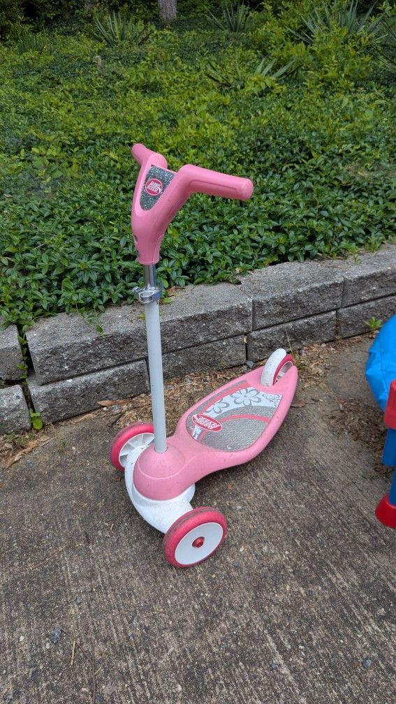 Radio Flyer Scooter
