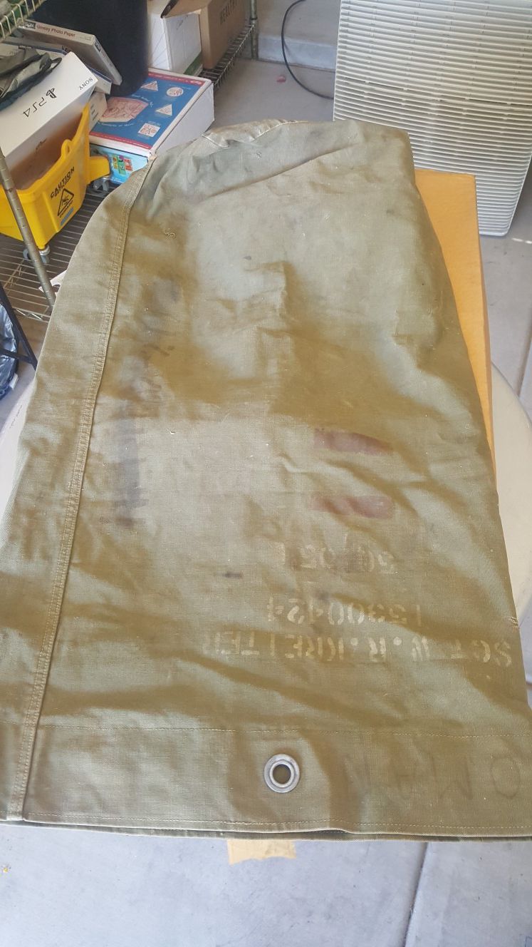 Vintage US Army duffle bag