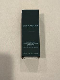 Laura Mercier