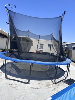 14x14 trampoline $100