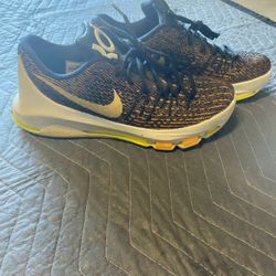 Nike Shoes Excellent condition 