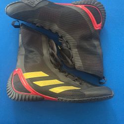 Brand new 11 1/2 boxing shoes