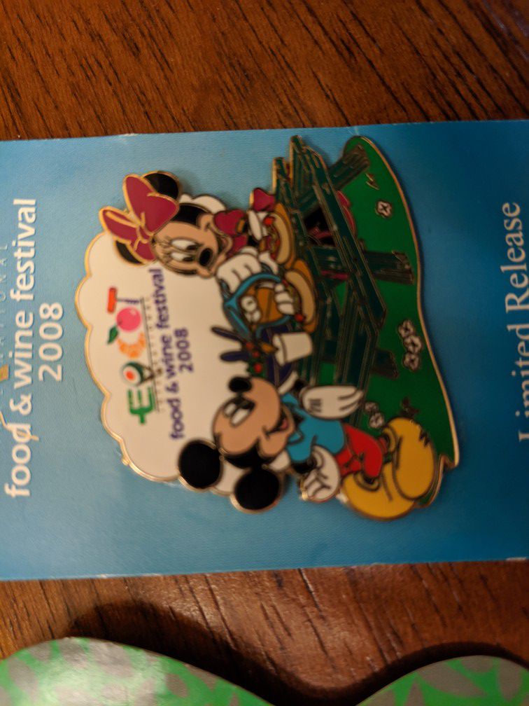 Disney Epcot food and wine 2018 limited-release pin