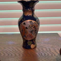 Authentic Ceramic Hand Painted Cloisonné Chinese Vase