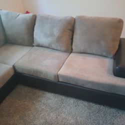 BROWN SECTIONAL NICE