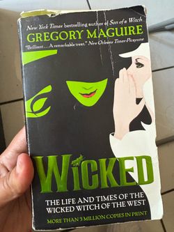 Wicked paper back used