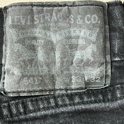 Men’s Levi 541 Size 33x32