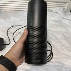 Amazon Echo 1st Generation SK705DI Black Wireless Alexa-Enabled Smart Speaker