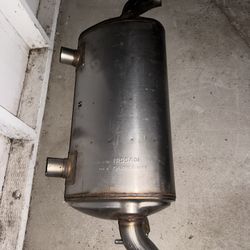 OEM Infiniti Q60 Axle-Back Muffler Exhaust (2017–2022) 