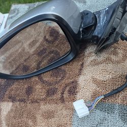 2018-2022 OEM Honda Accord Driver Side Mirror w/Blind Spot Sensing and Signal Light Indicator