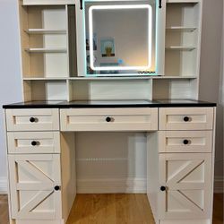 Makeup Vanity 
