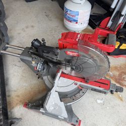 milwaukee dual bevel miter saw