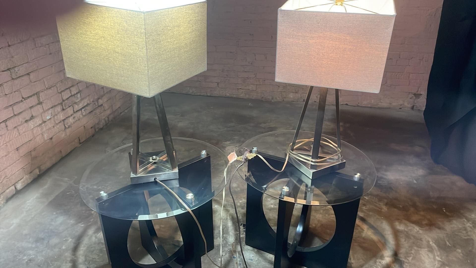 Front Room Glass In tables