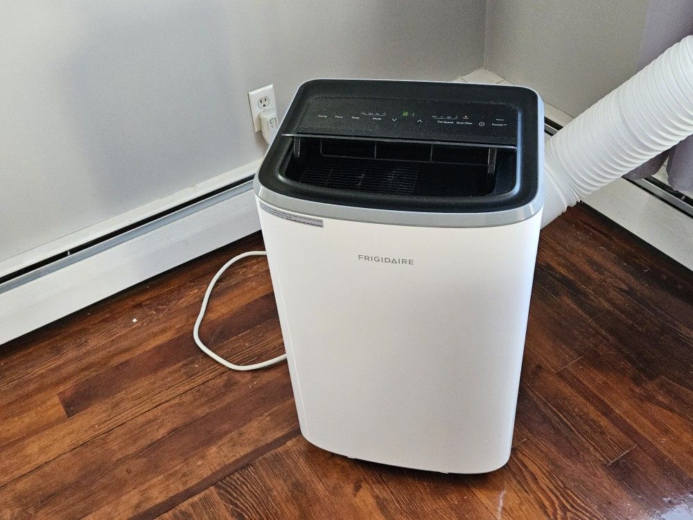 Portable Fridgidaire AC 10K BTU